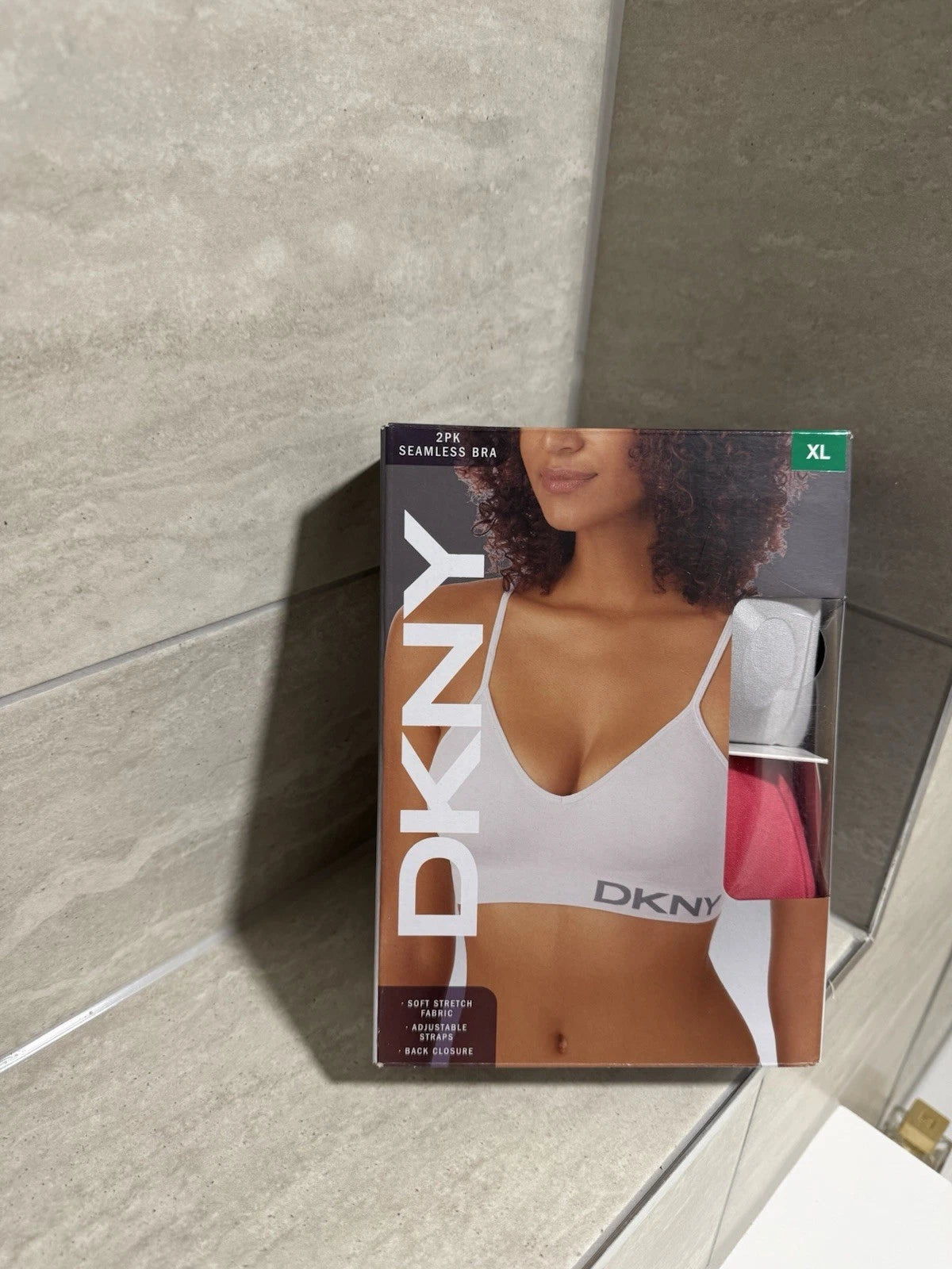 DKNY Women's Seamless Bra XL New Boxed